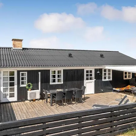 Fano 37 בית נופש