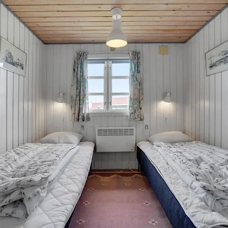 In Fano With Kitchen Holiday home *